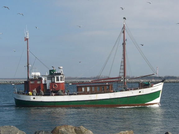 fisherboat / Warnemünde